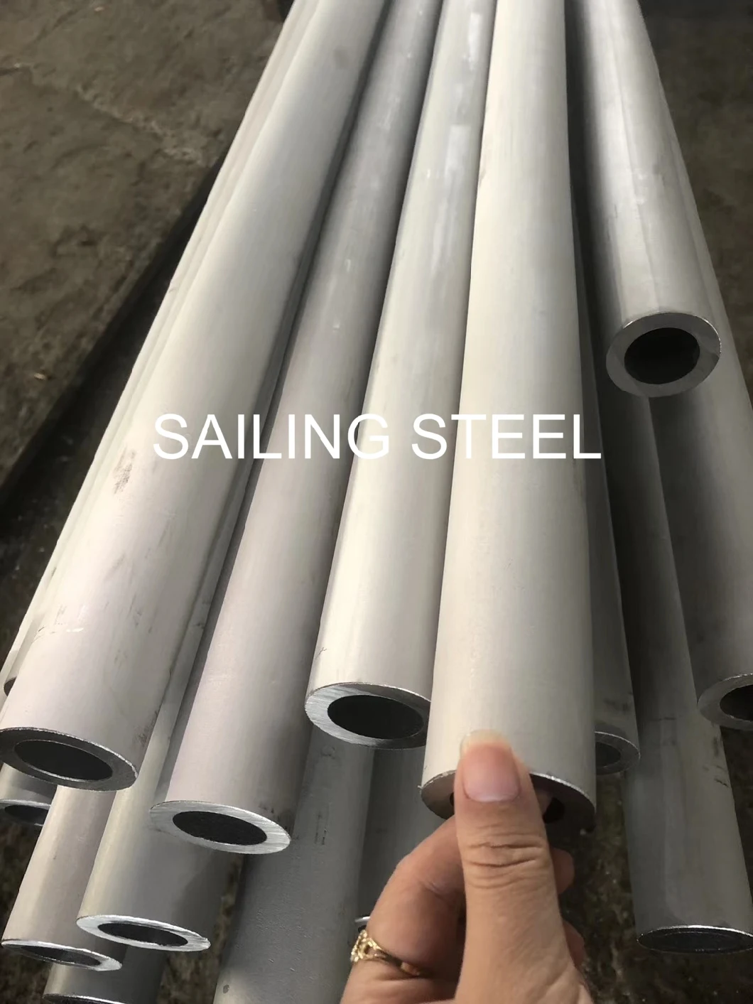 Seamless Steel Pipe Alloy Steel Pipe Stainless Steel Pipe with Large Diameter