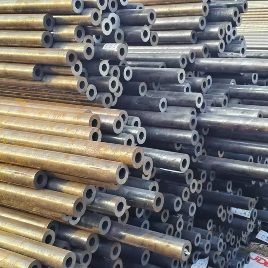 Precision and High-Quality 36, St52, St35, St42, St45, X42, X52, X60, X65, X70 Seamless Carbon Steel Pipes