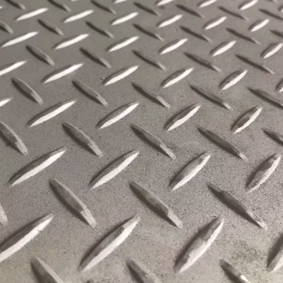 Cold/Hot Rolled ASTM 201 202 430 310S 316 321 304 2b/Ba/8K/ Mirror/Embossed//Checkered/Anti Print Finger/Perforated Plate 304 Stainless Steel Sheet